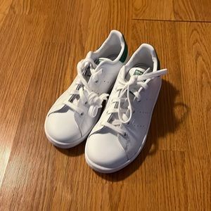 Little kids Stan smith adidas size 1.5